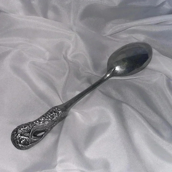 The Wilton Company Vintage Turkey Silver Serving Spoon - Picture 2 of 4